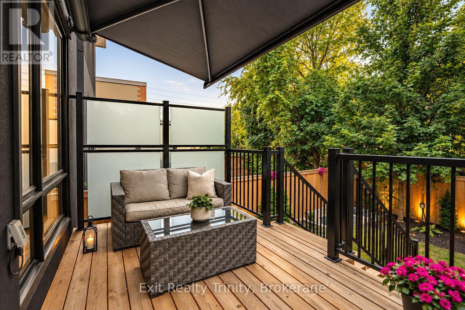 152 Sheldon Avenue, Toronto, Ontario  M8W 4L6 - Photo 46 - W13818670