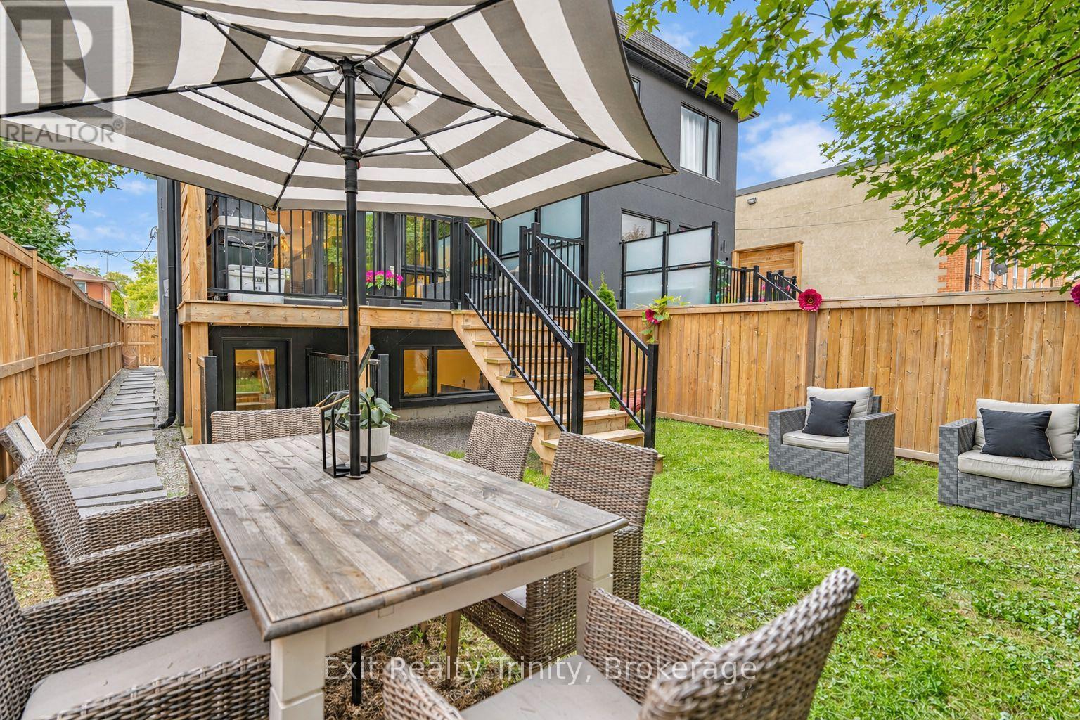 152 Sheldon Avenue, Toronto, Ontario  M8W 4L6 - Photo 49 - W13818670