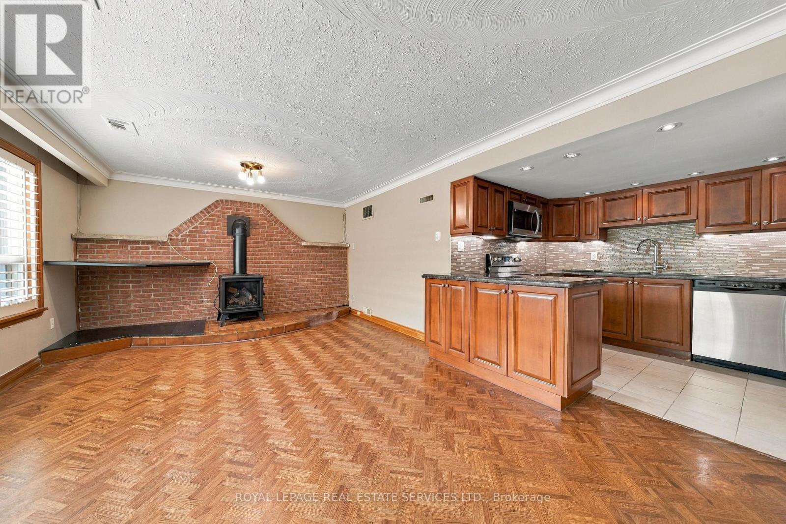 81 Letchworth Crescent, Toronto, Ontario  M3M 1Z1 - Photo 18 - W13818680