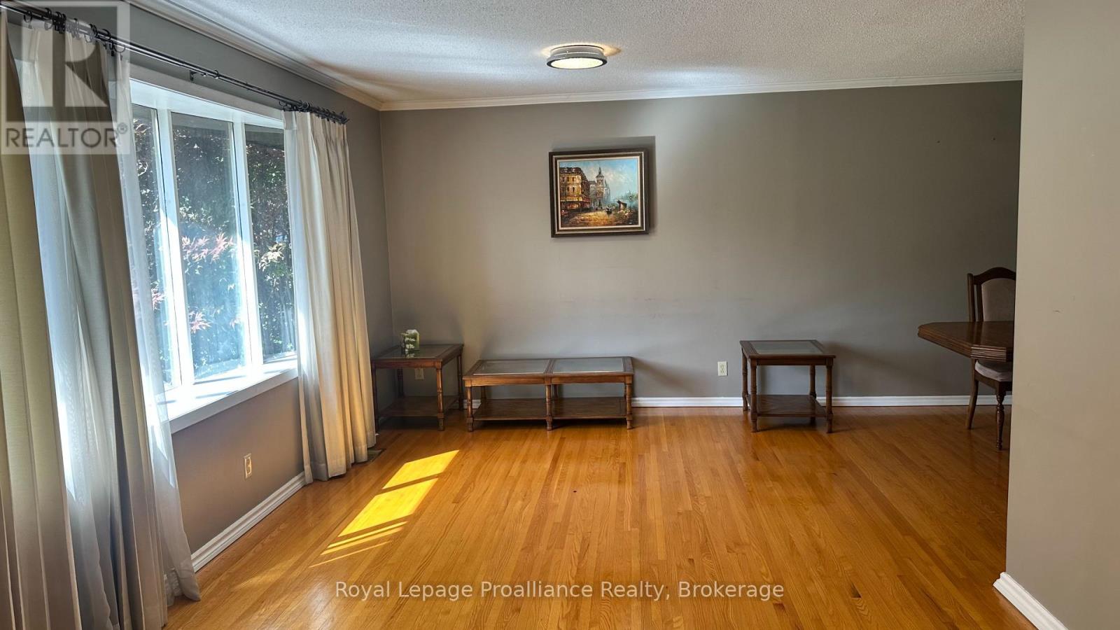 25 Keller Drive, Belleville, Ontario  K8P 4B3 - Photo 4 - X13761176