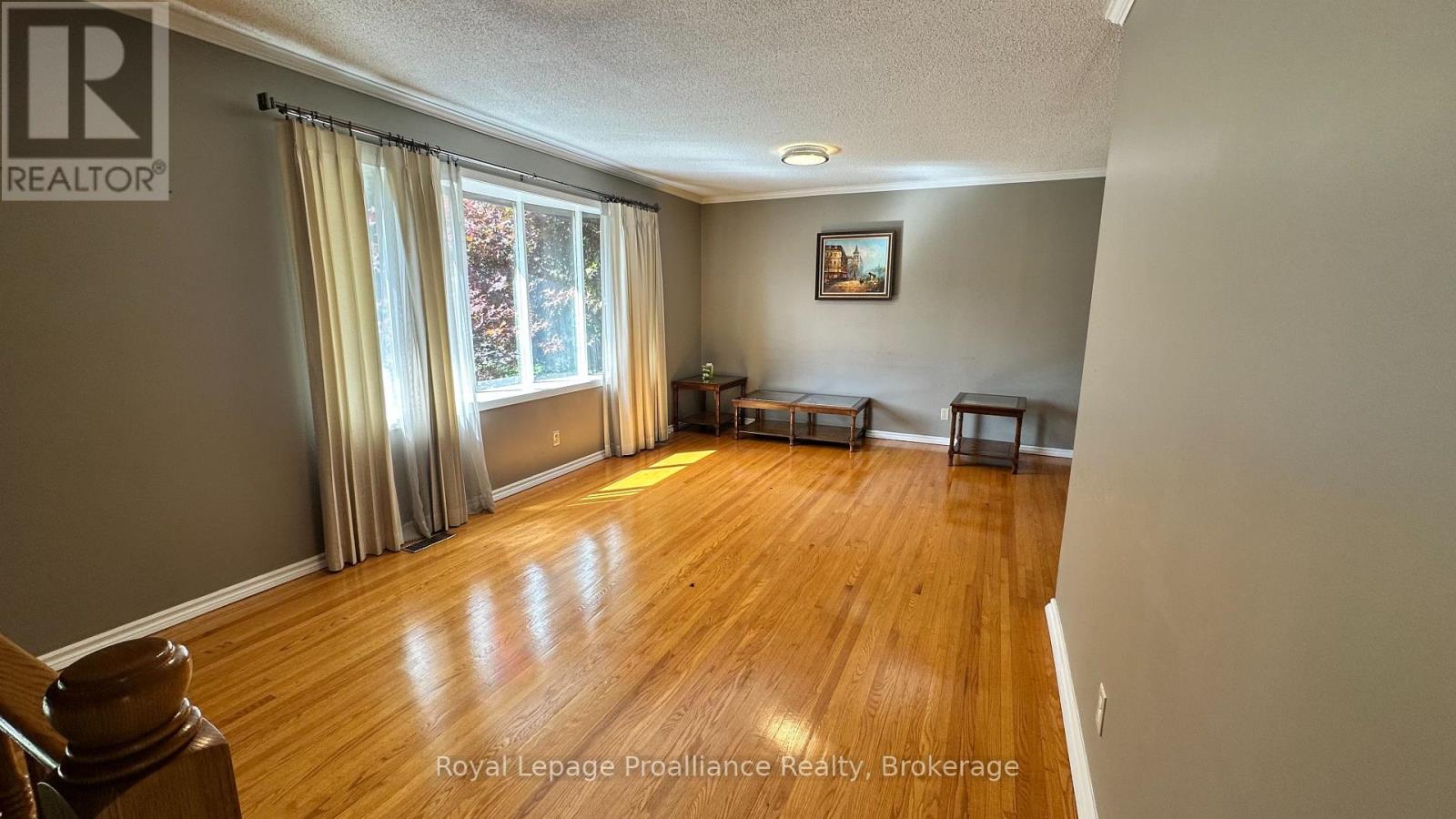 25 Keller Drive, Belleville, Ontario  K8P 4B3 - Photo 3 - X13761176