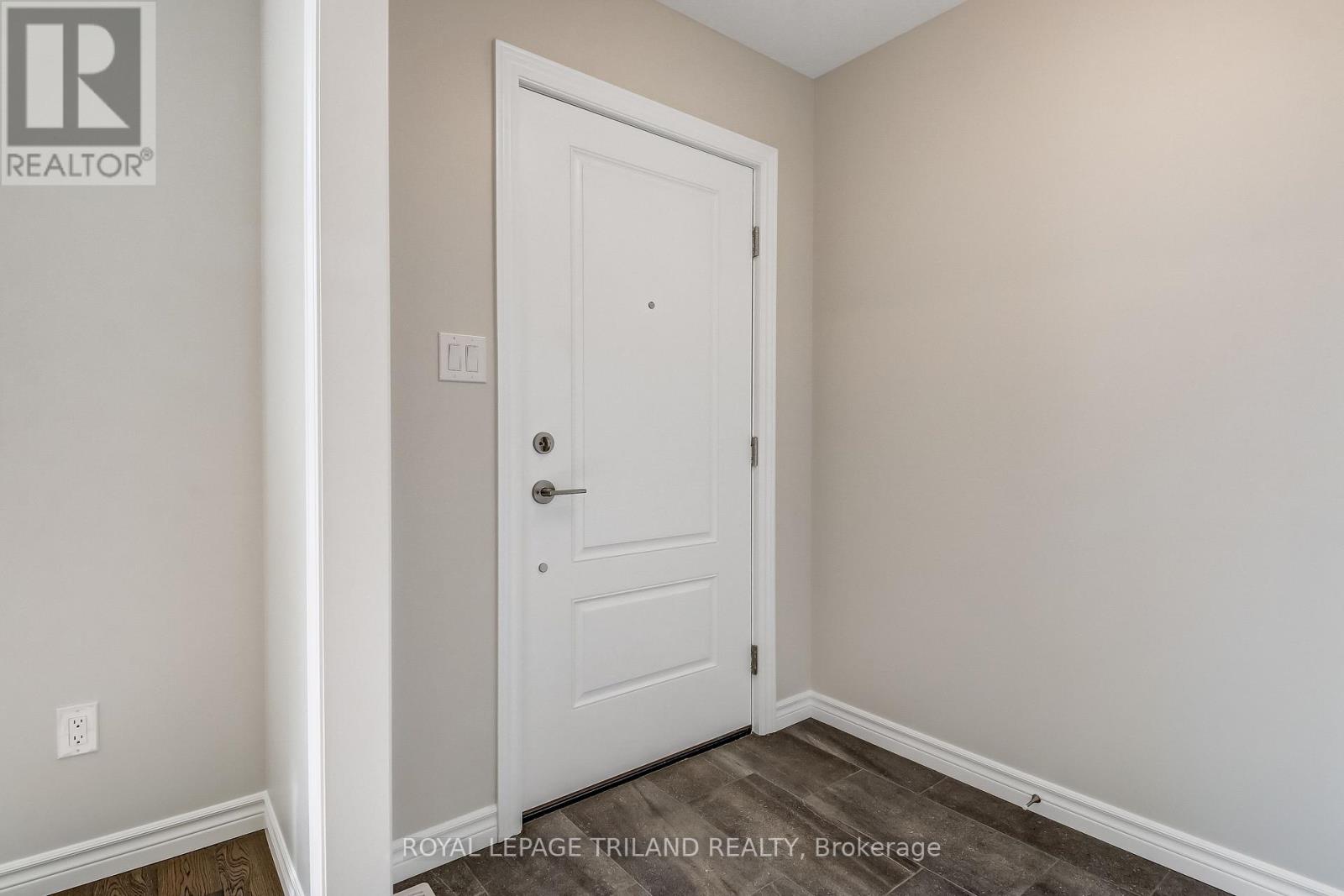 283 Ridout Street, West Elgin, Ontario  N0L 2C0 - Photo 3 - X13572528