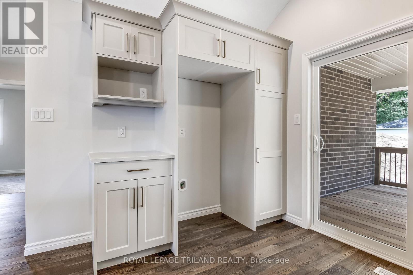 283 Ridout Street, West Elgin, Ontario  N0L 2C0 - Photo 9 - X13572528
