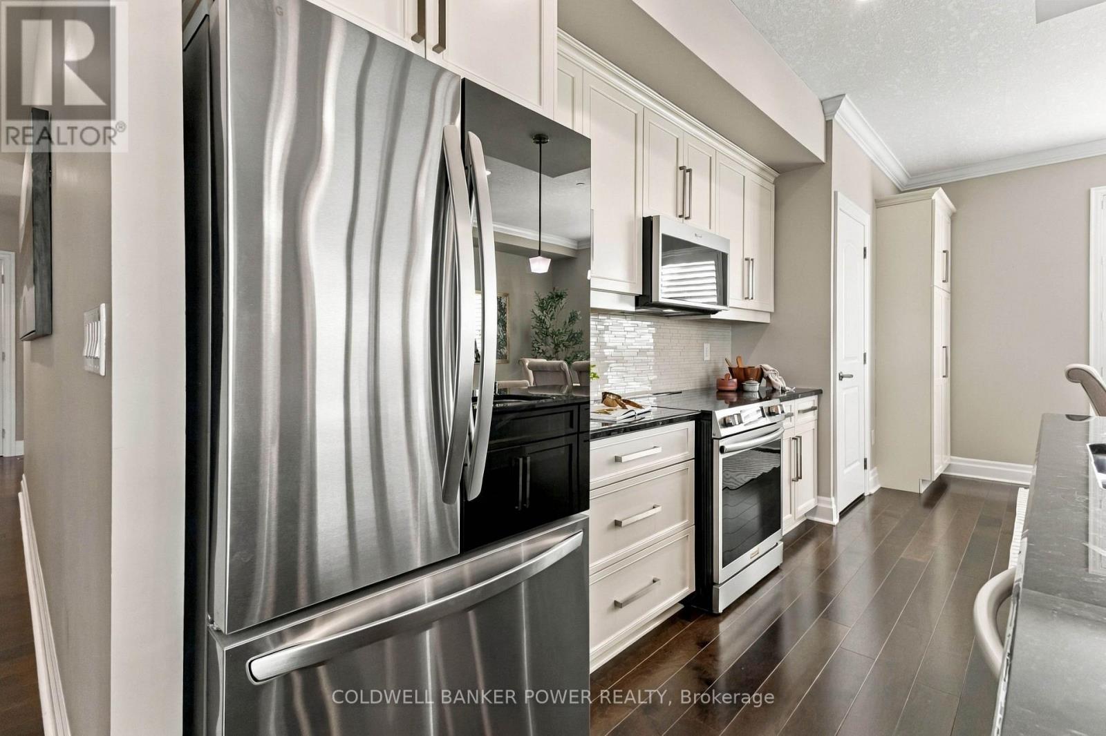 1305 - 240 Villagewalk Boulevard, London North, Ontario  N6G 0P6 - Photo 15 - X13818576
