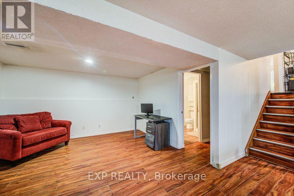 143 Sunrise Place, Kitchener, Ontario  N2B 3S8 - Photo 25 - X13818488