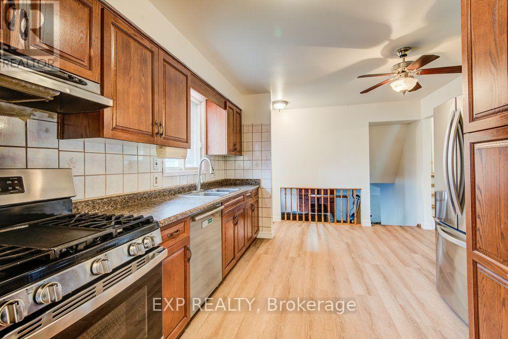143 Sunrise Place, Kitchener, Ontario  N2B 3S8 - Photo 6 - X13818488