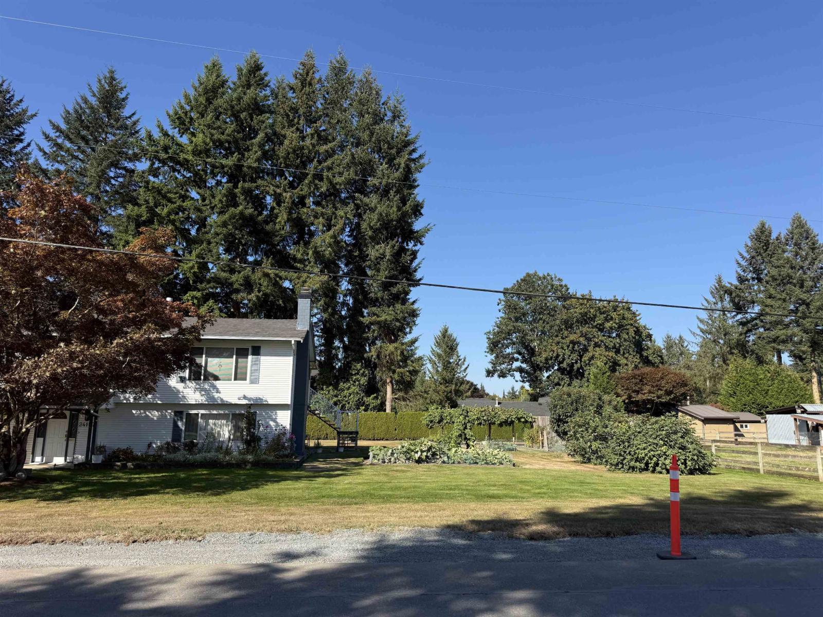 24157 52 Avenue, Langley, British Columbia  V2Z 2N2 - Photo 2 - R3168675