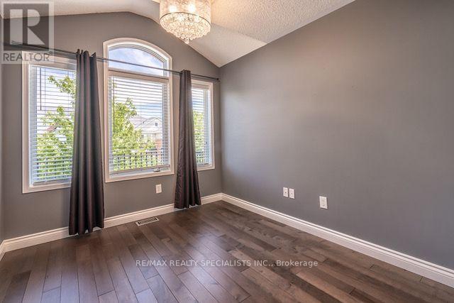 3222 Sharp Road, Burlington, Ontario  L7M 0H5 - Photo 14 - W13817742