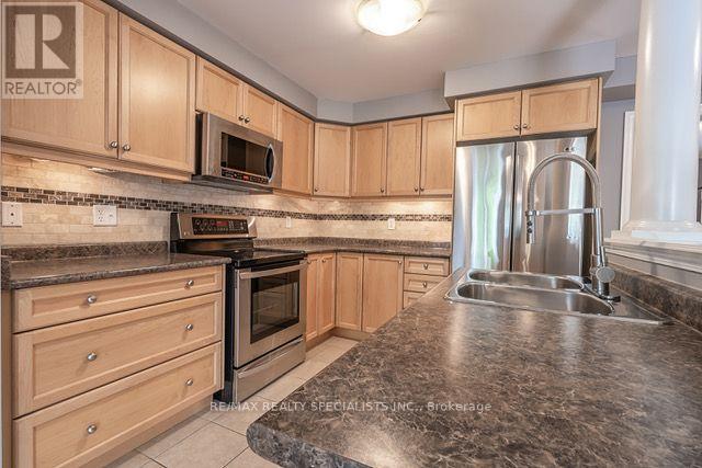 3222 Sharp Road, Burlington, Ontario  L7M 0H5 - Photo 11 - W13817742