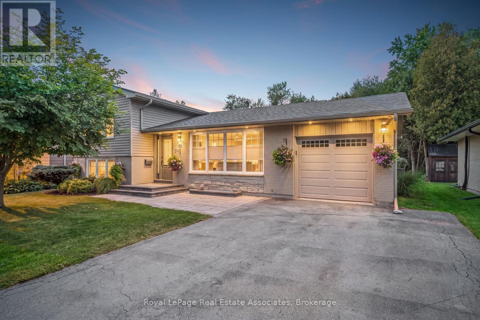 132 ELMORE DRIVE, Halton Hills, Ontario