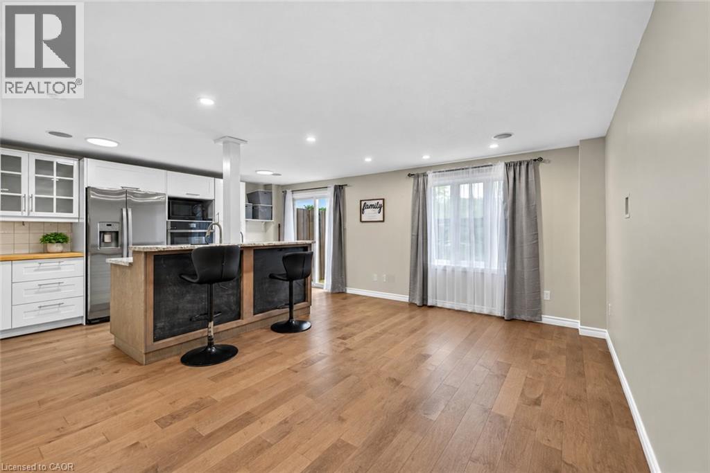 73 Hewitt Lane, Guelph, Ontario  N1K 1V7 - Photo 4 - 40863265