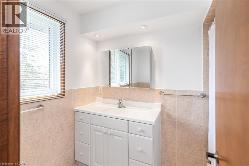 311 Hemlock Avenue, Stoney Creek, Ontario  L8E 4J9 - Photo 28 - 40865202