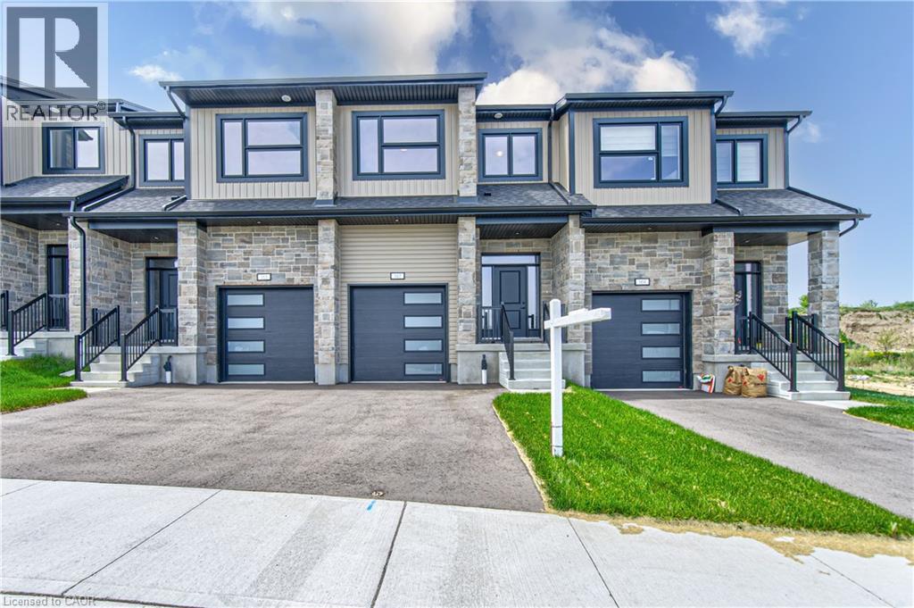 167 Dunnigan Drive, Kitchener, Ontario N2B 0B1 - Photo 1 - 40865871