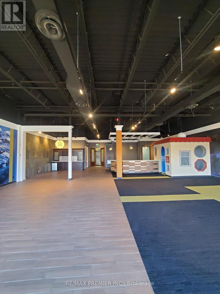 23 - 3200 Dufferin Street, Toronto, Ontario M6A 2T3 - Photo 22 - W13806112