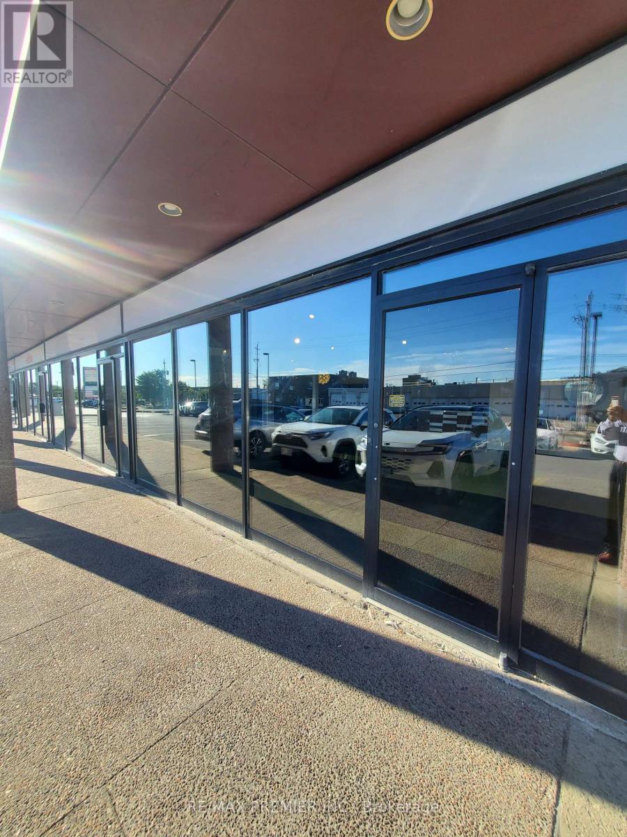 23 - 3200 Dufferin Street, Toronto, Ontario M6A 2T3 - Photo 12 - W13806112