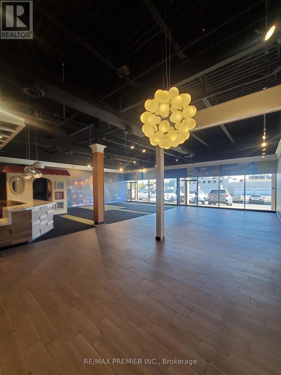 23 - 3200 Dufferin Street, Toronto, Ontario M6A 2T3 - Photo 21 - W13806112