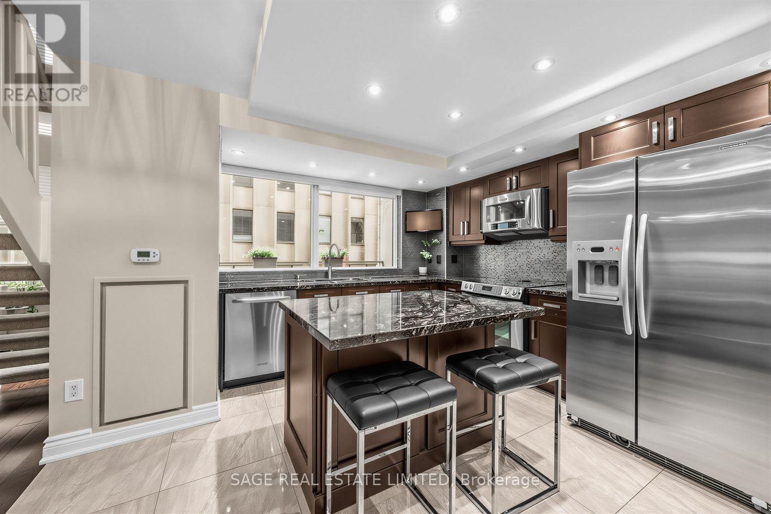 303 - 80 Cumberland Street, Toronto, Ontario  M5R 3V1 - Photo 12 - C13756162
