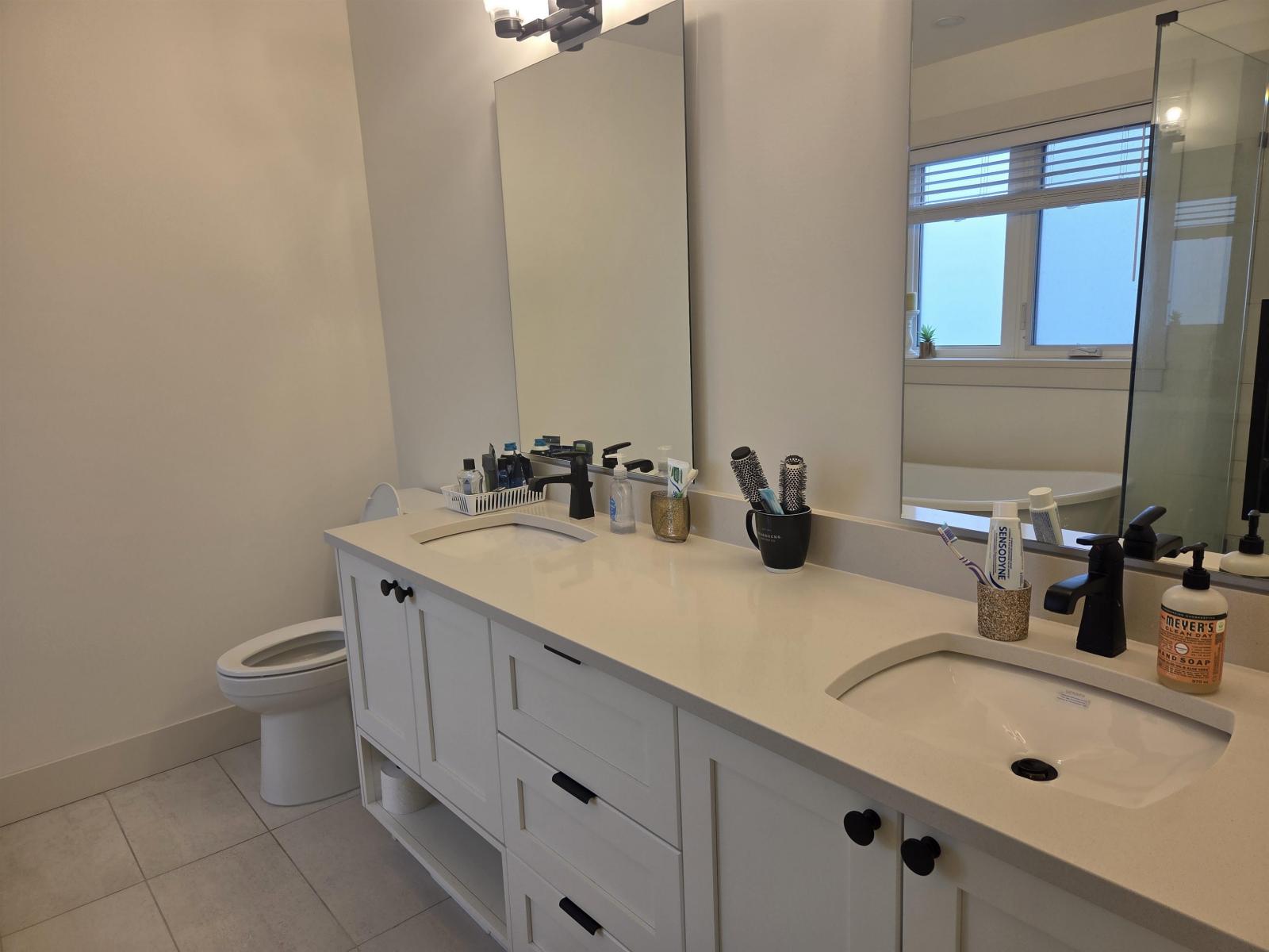 7477 197 Street, Langley, British Columbia  V2Y 3R6 - Photo 13 - R3167102