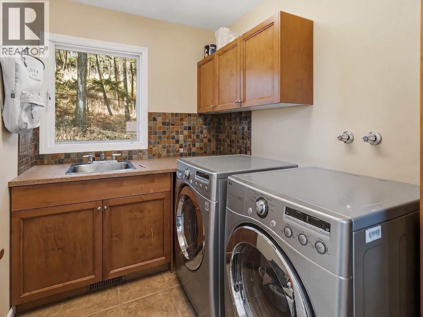 764 Cassiar Place, Kelowna, British Columbia V1V 1M6 - Photo 17 - 10401609