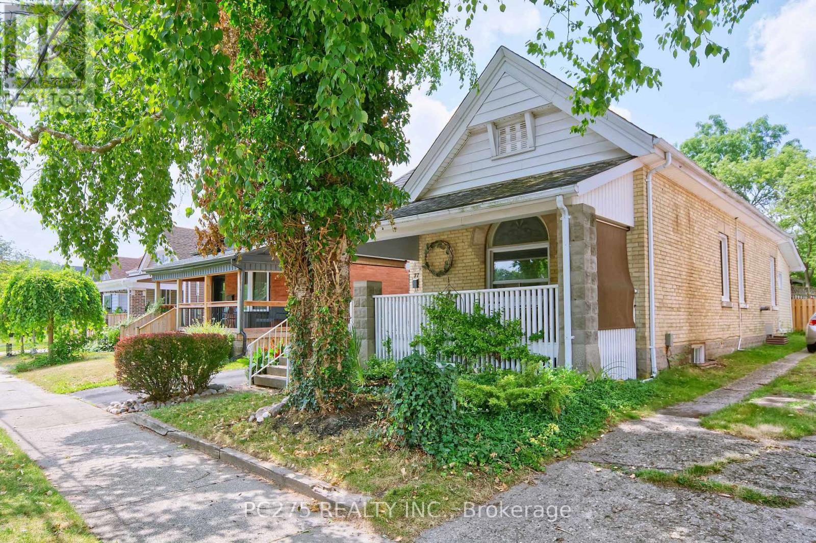 77 Elm Street, London East, Ontario  N5Z 2K4 - Photo 1 - X13818736