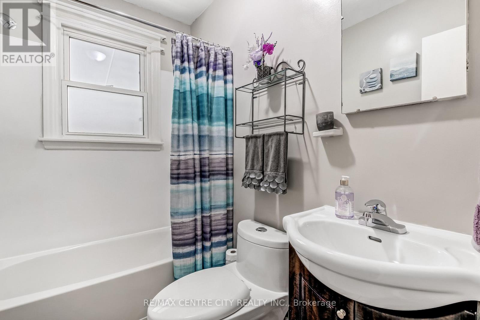 51 Stevenson Avenue, London East, Ontario  N5W 1Y4 - Photo 11 - X13818904