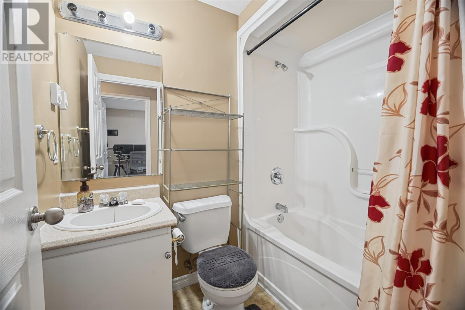 29 Anquille Avenue, Paradise — photo 24