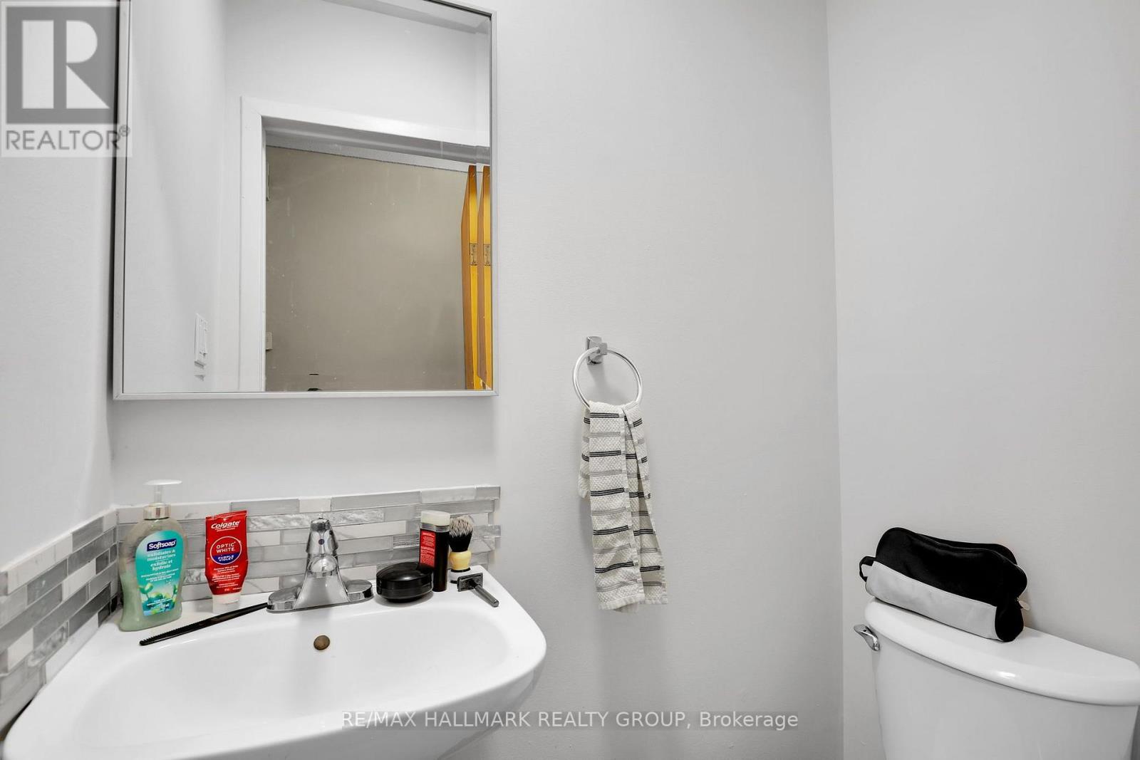310 Mona Avenue, Ottawa, Ontario K1L 7A2 - Photo 13 - X13818842