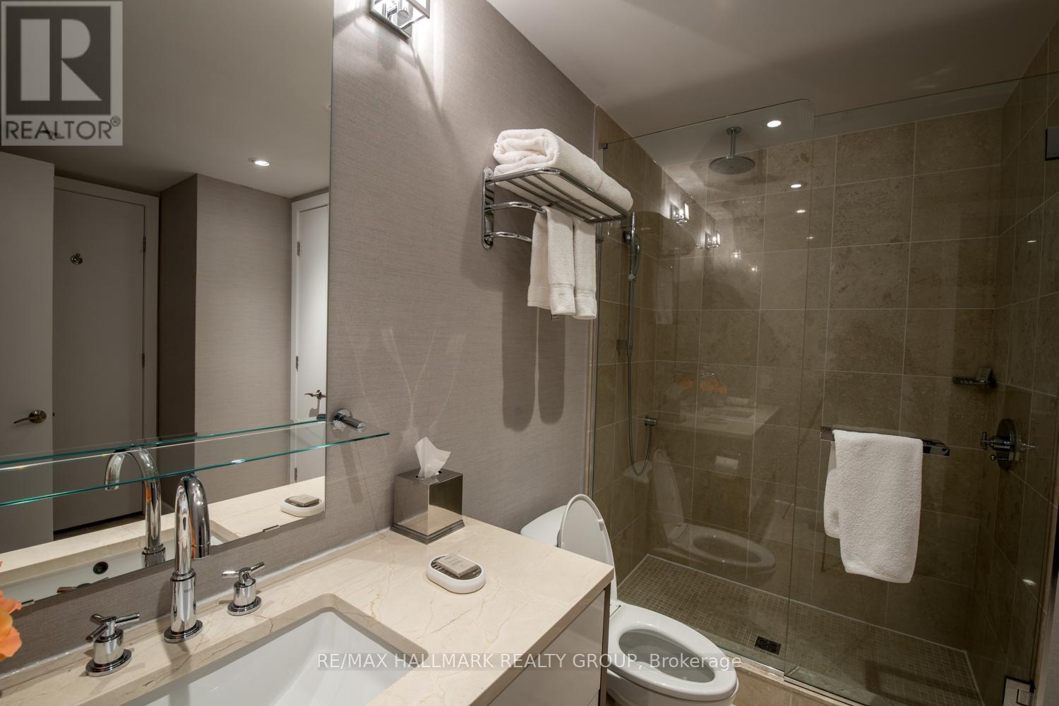 201 - 300 Lisgar Street, Ottawa, Ontario K2P 0E2 - Photo 18 - X13818912