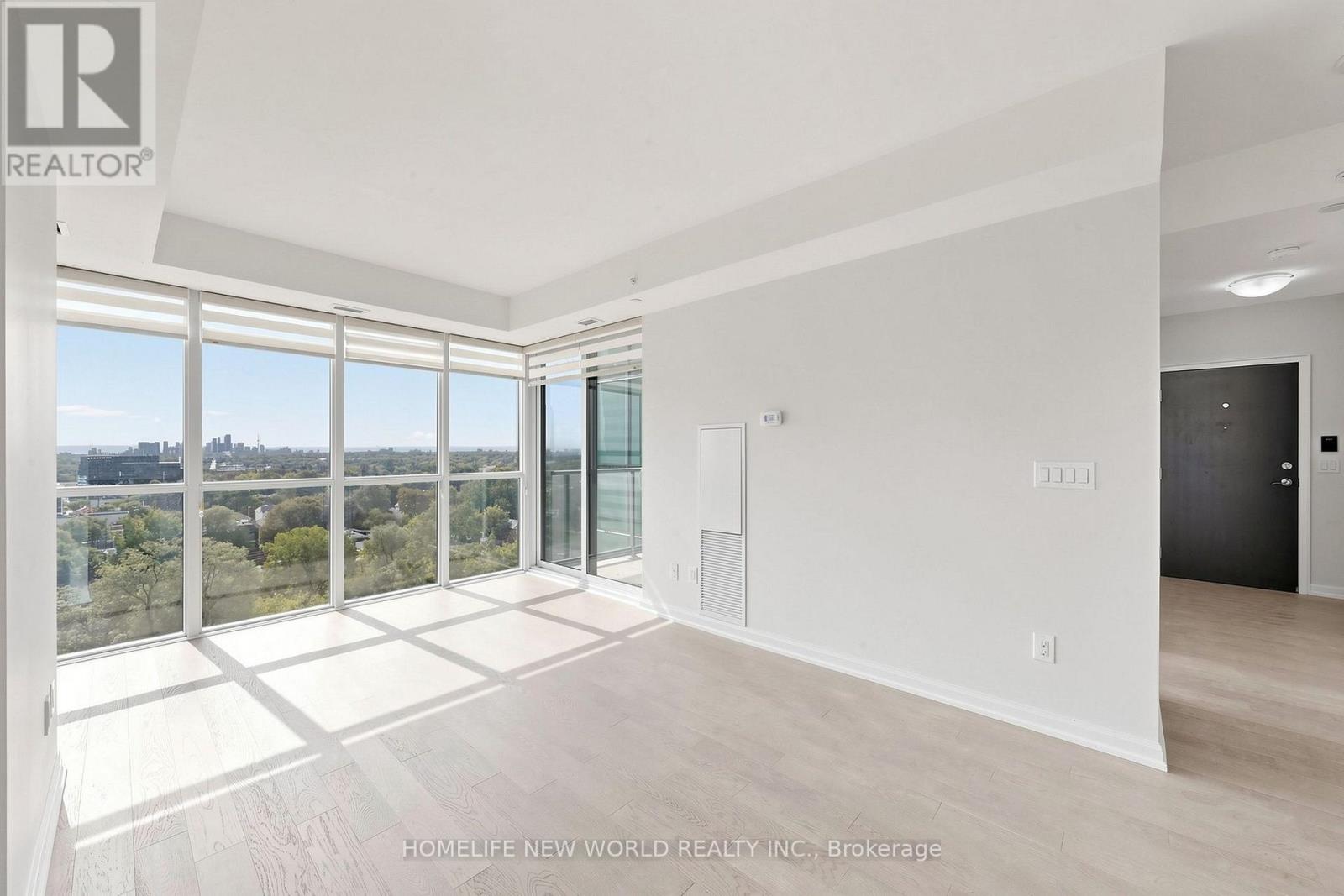 902 - 11 BOGERT AVENUE, Toronto, Ontario