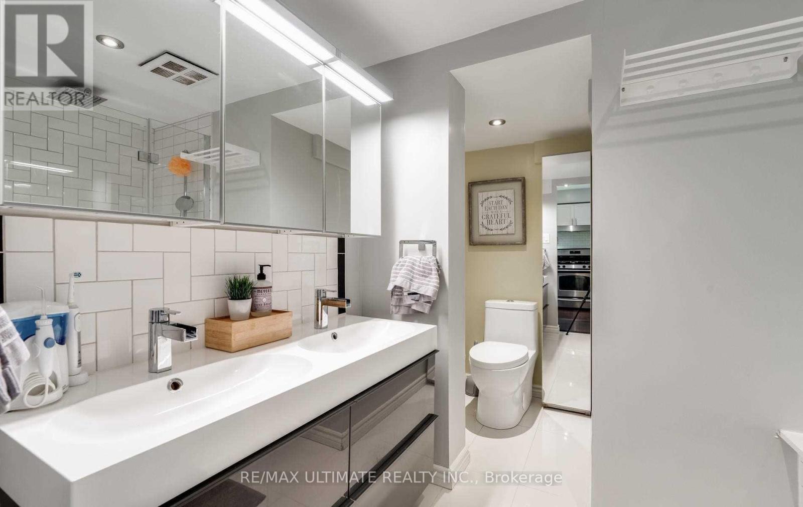 1404 - 12 Sudbury Street, Toronto, Ontario  M6J 3W7 - Photo 10 - C13818776