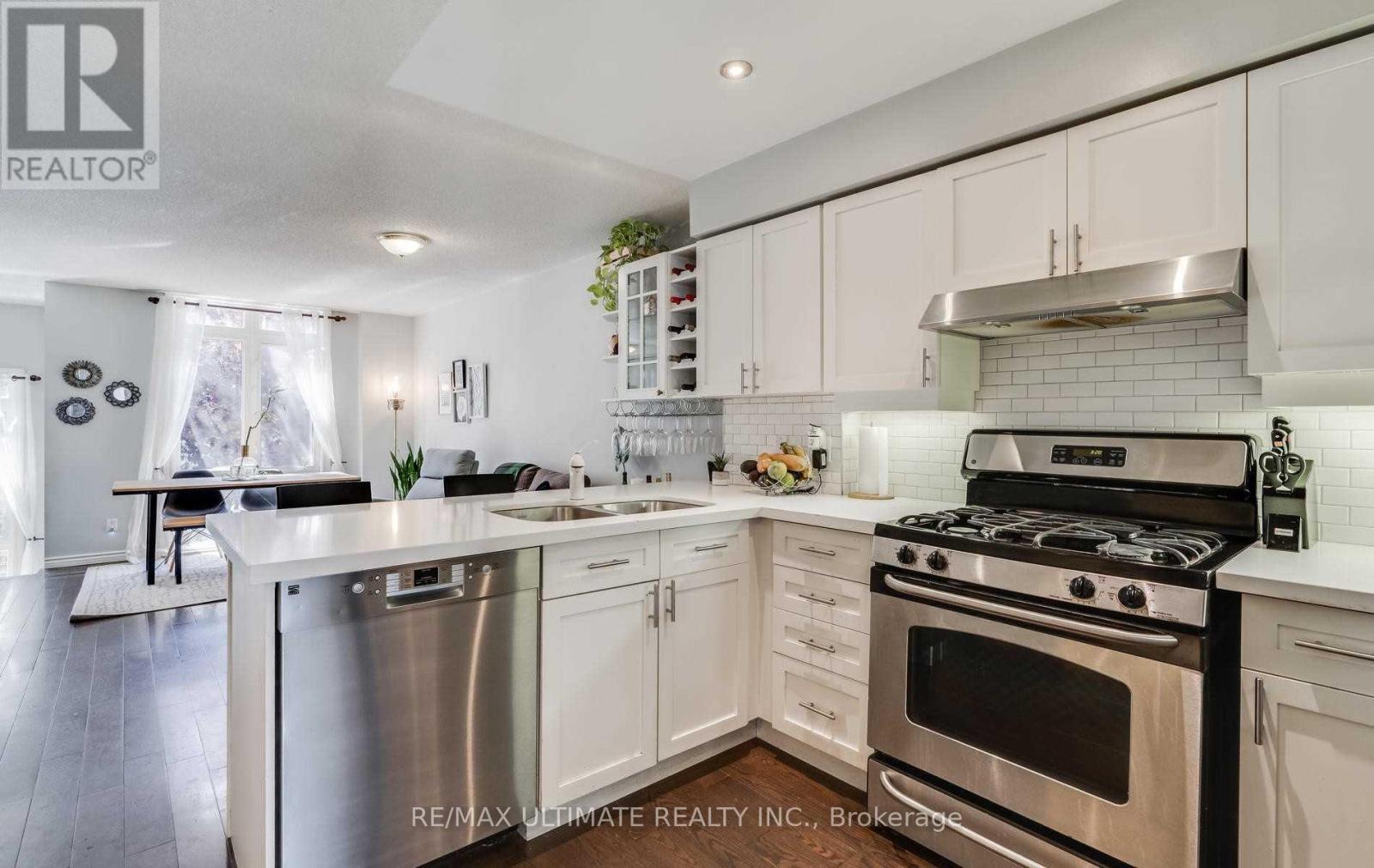 1404 - 12 Sudbury Street, Toronto, Ontario  M6J 3W7 - Photo 7 - C13818776