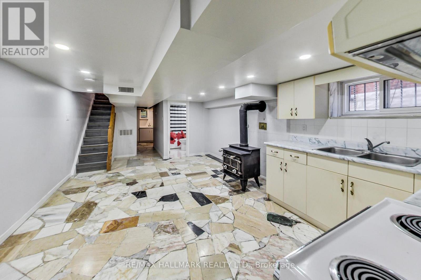 633 Glenholme Avenue, Toronto, Ontario  M6E 3G8 - Photo 30 - C13818786