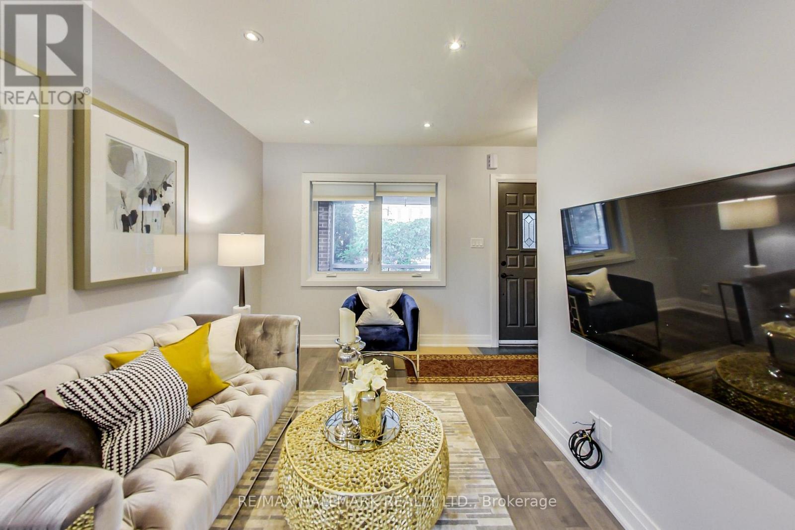 633 Glenholme Avenue, Toronto, Ontario  M6E 3G8 - Photo 8 - C13818786