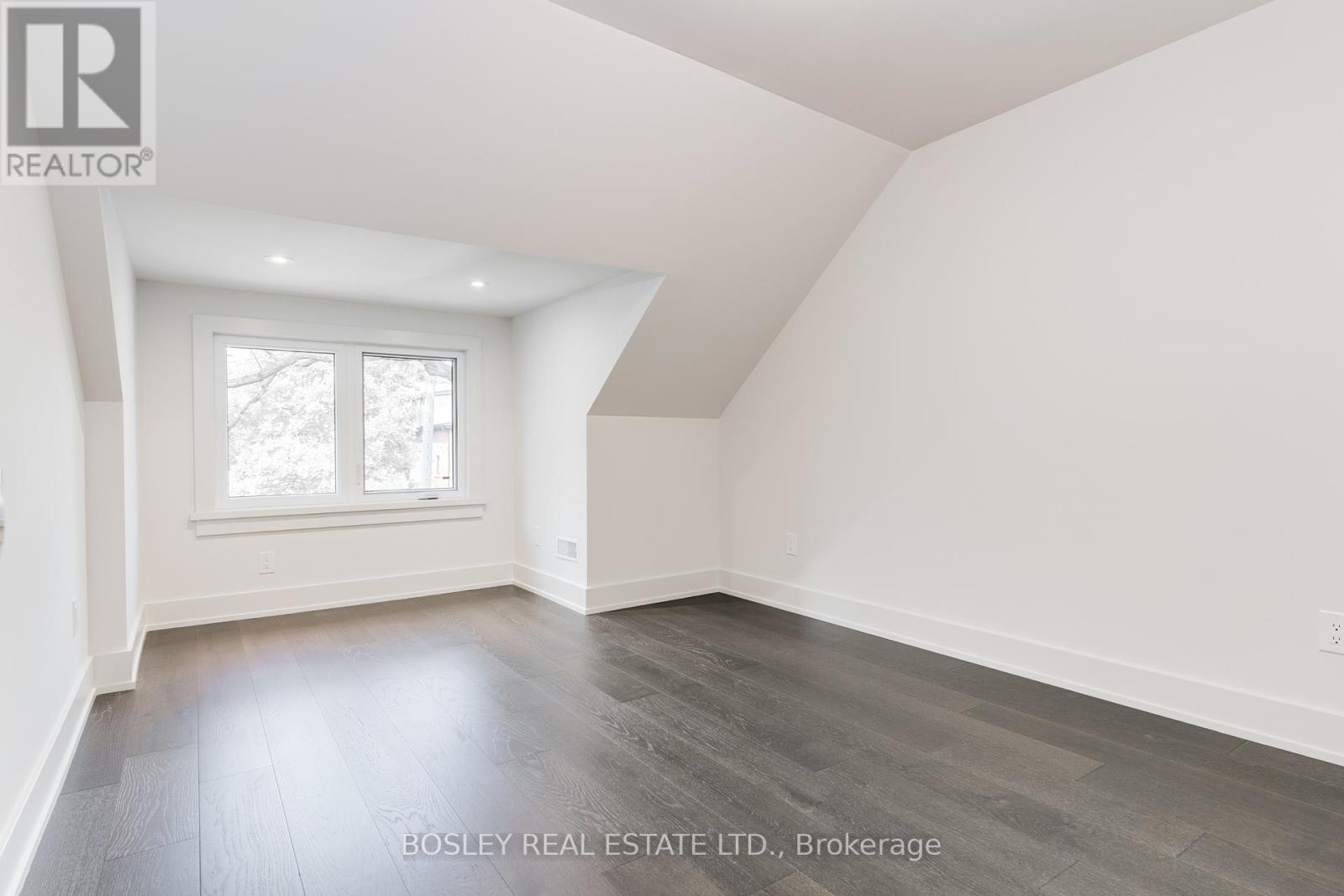 Upper - 325 Brunswick Avenue, Toronto, Ontario  M5R 2Z1 - Photo 23 - C13818806