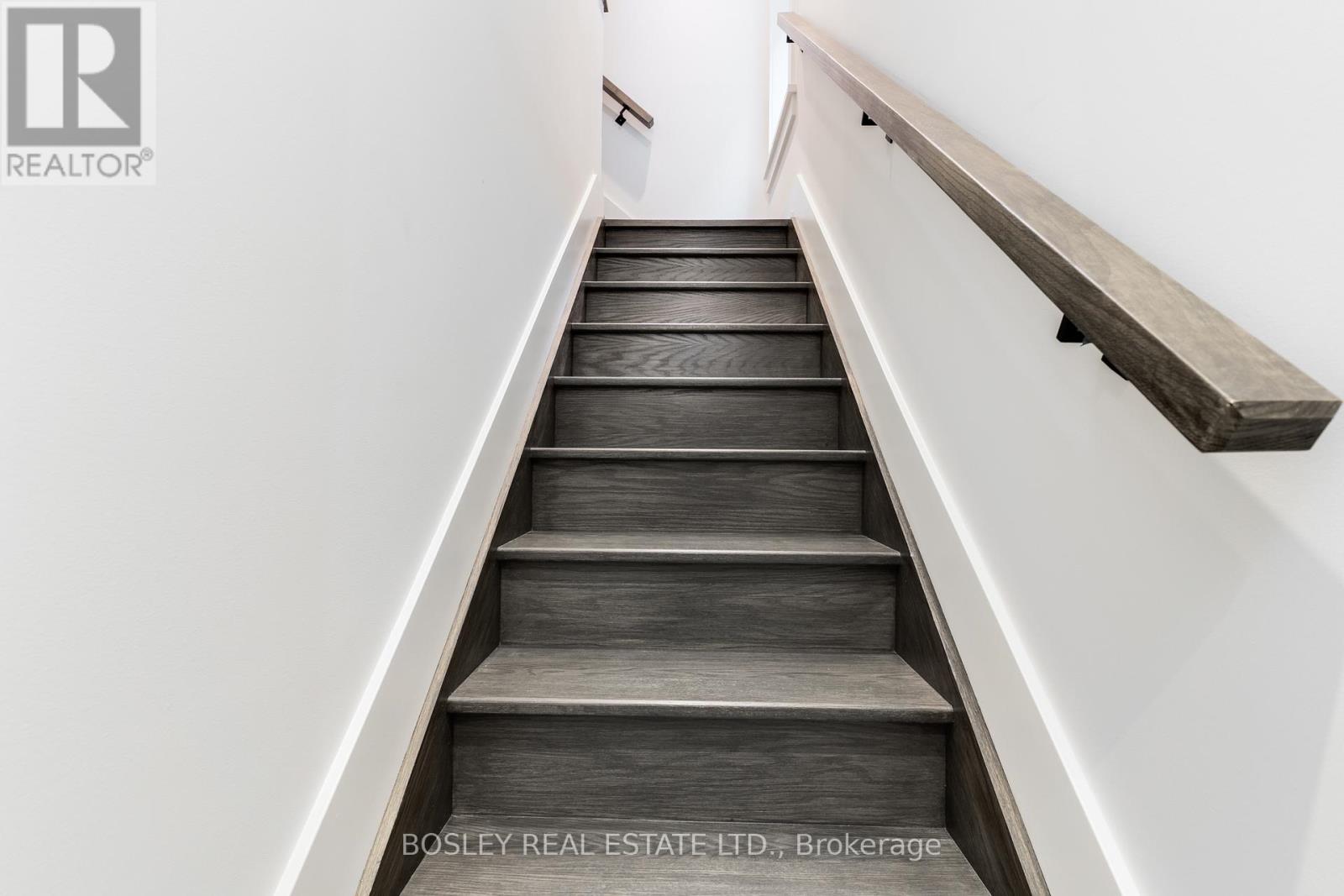 Upper - 325 Brunswick Avenue, Toronto, Ontario  M5R 2Z1 - Photo 3 - C13818806