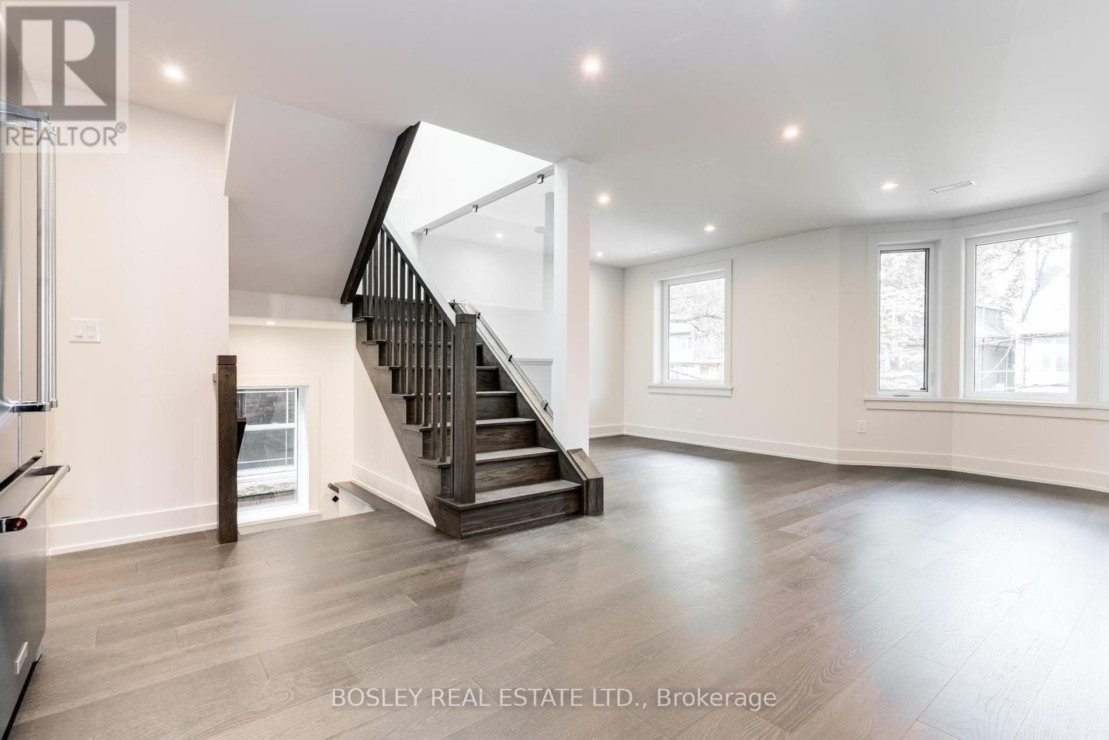 Upper - 325 Brunswick Avenue, Toronto, Ontario  M5R 2Z1 - Photo 4 - C13818806