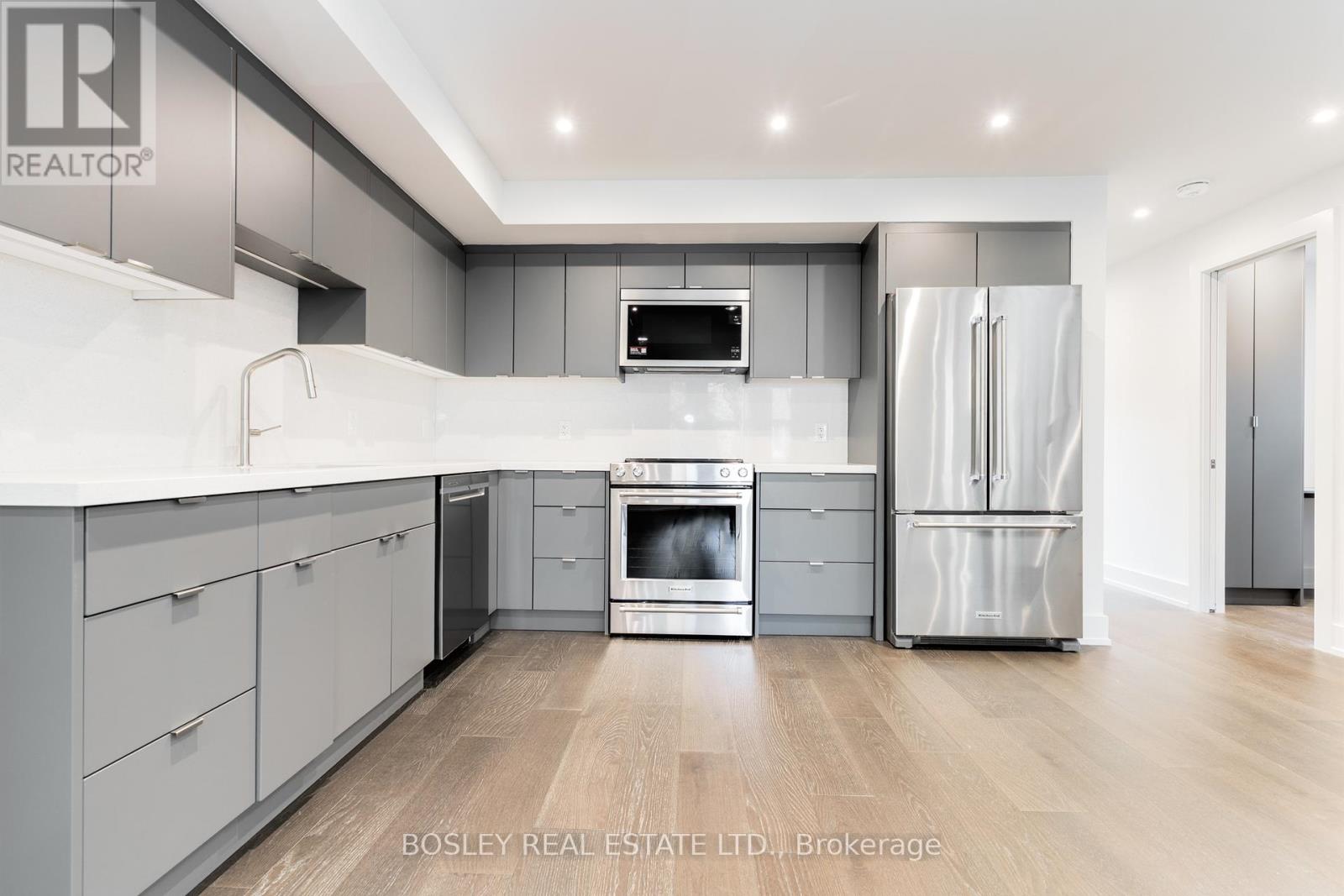 Upper - 325 Brunswick Avenue, Toronto, Ontario  M5R 2Z1 - Photo 5 - C13818806