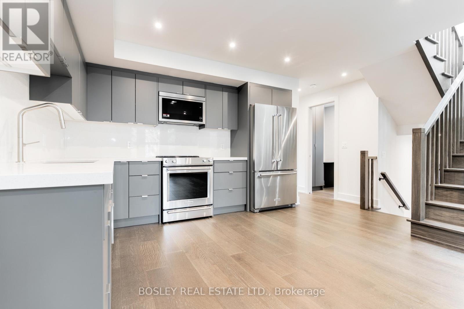 Upper - 325 Brunswick Avenue, Toronto, Ontario  M5R 2Z1 - Photo 6 - C13818806