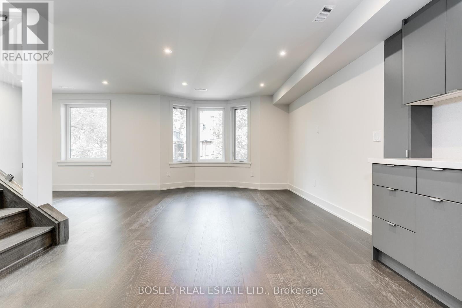 Upper - 325 Brunswick Avenue, Toronto, Ontario  M5R 2Z1 - Photo 7 - C13818806