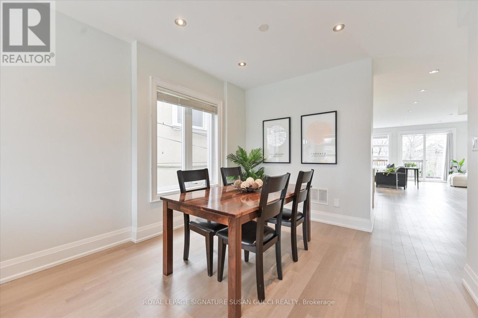 69 Holmstead Avenue, Toronto, Ontario  M4B 1T3 - Photo 9 - E13818852