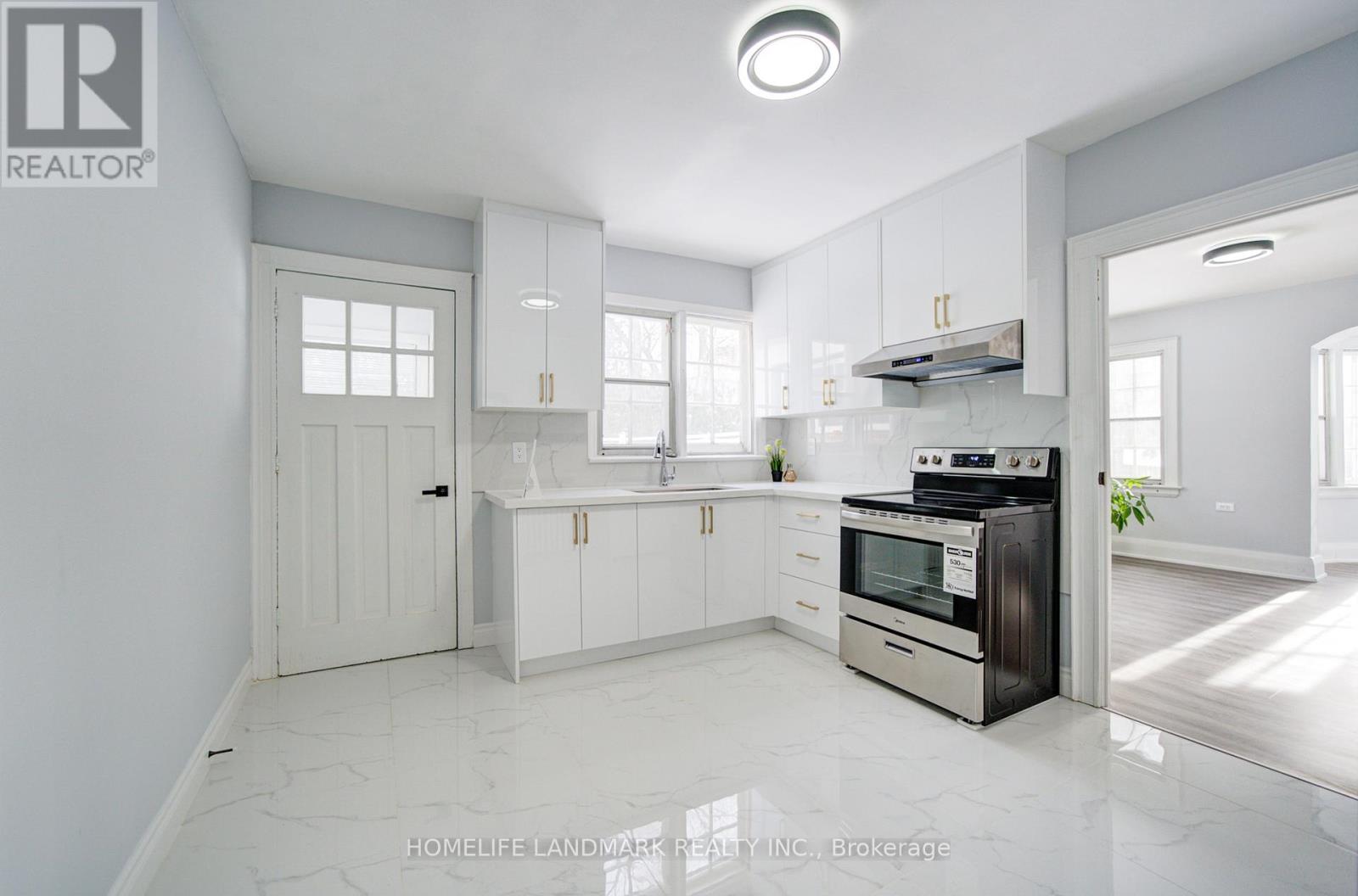 119 Robinson Street, Markham (Berczy), Ontario  L3P 1P2 - Photo 2 - N13818788