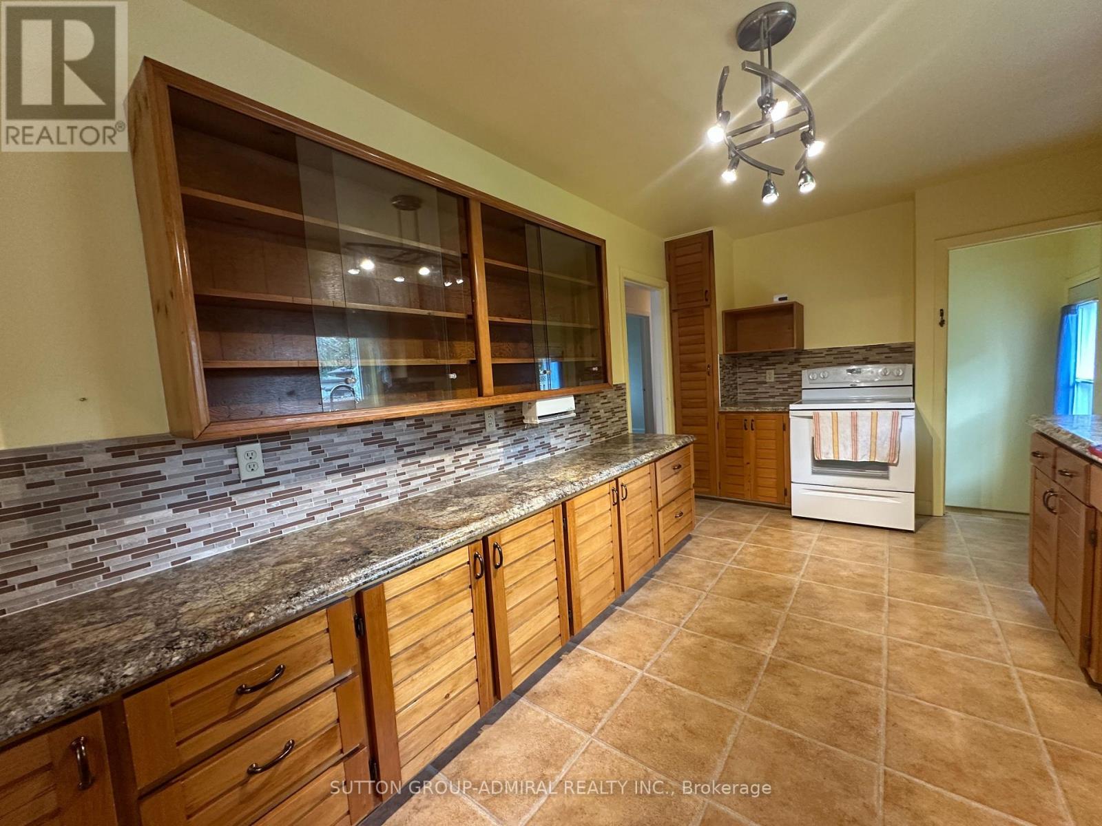 94 Queen Street S, New Tecumseth (Tottenham), Ontario  L0G 1W0 - Photo 12 - N13818834