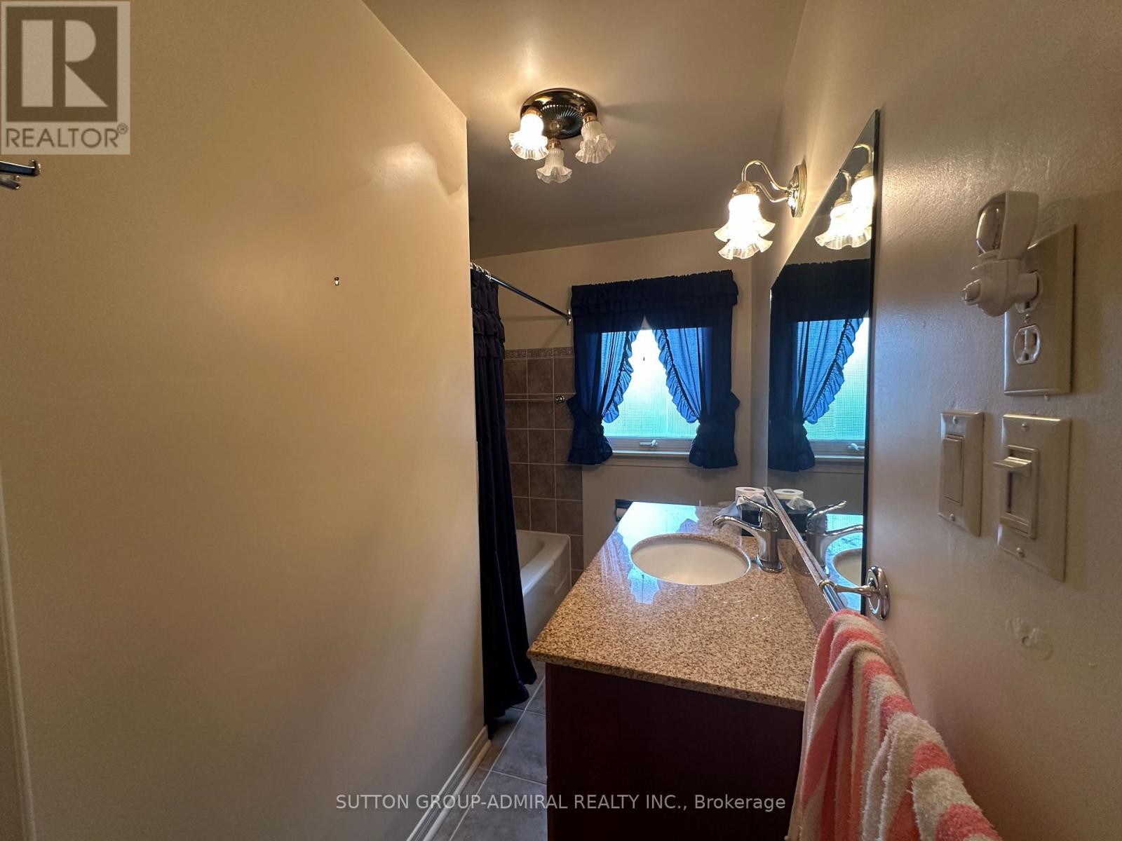 94 Queen Street S, New Tecumseth (Tottenham), Ontario  L0G 1W0 - Photo 15 - N13818834