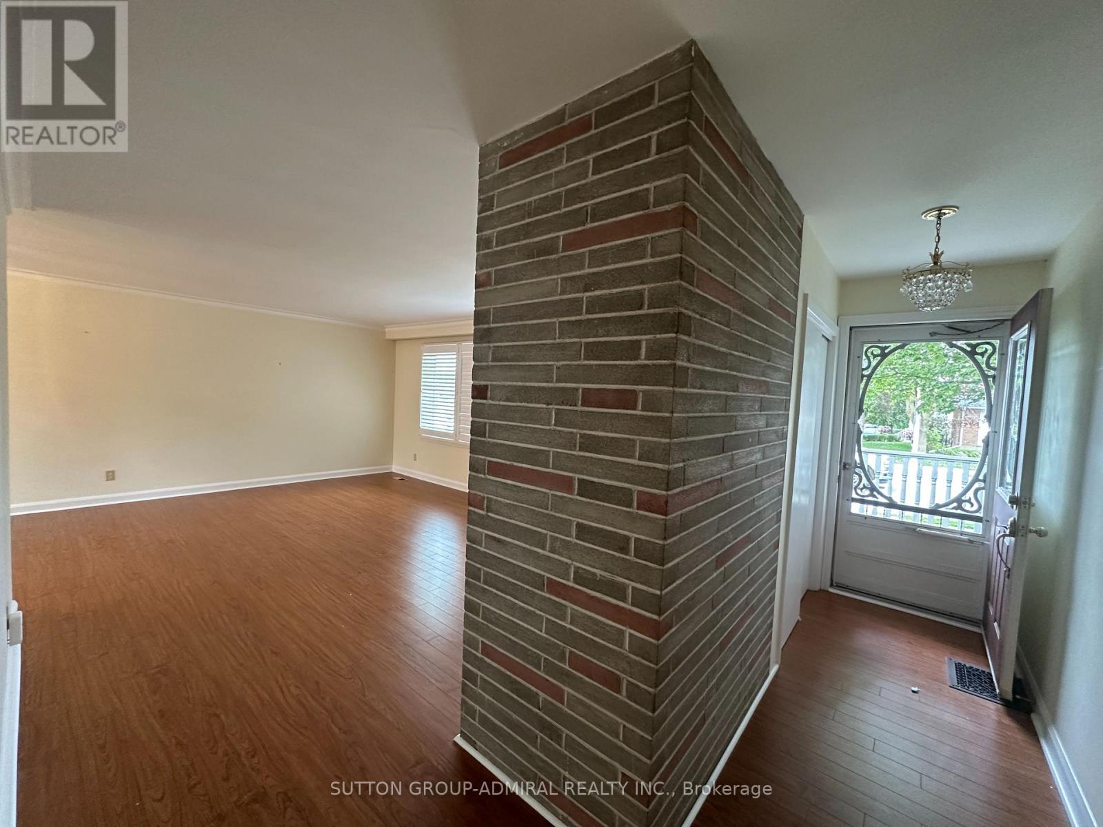 94 Queen Street S, New Tecumseth (Tottenham), Ontario  L0G 1W0 - Photo 4 - N13818834