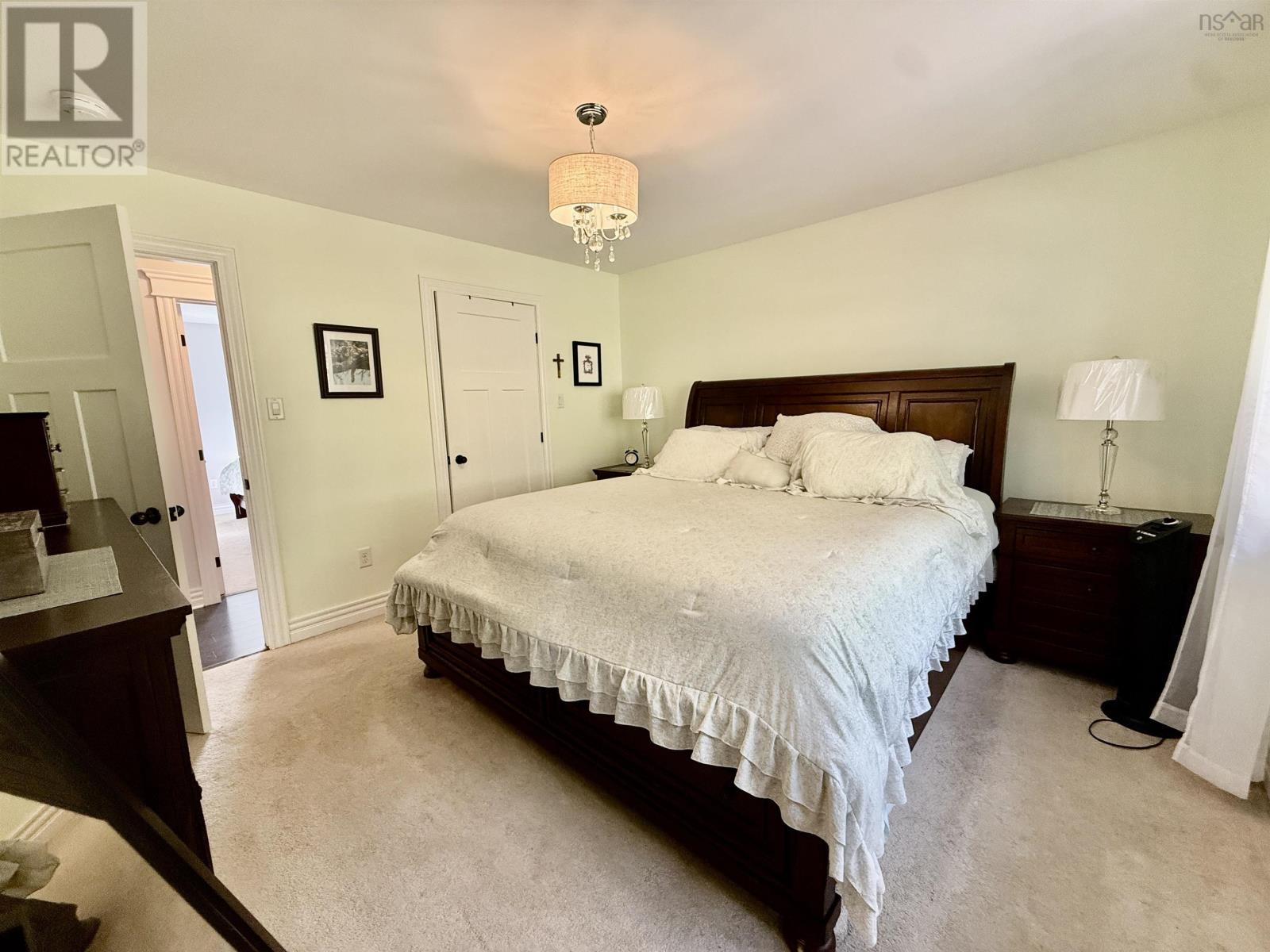 258 Heatherglen Drive photo 20