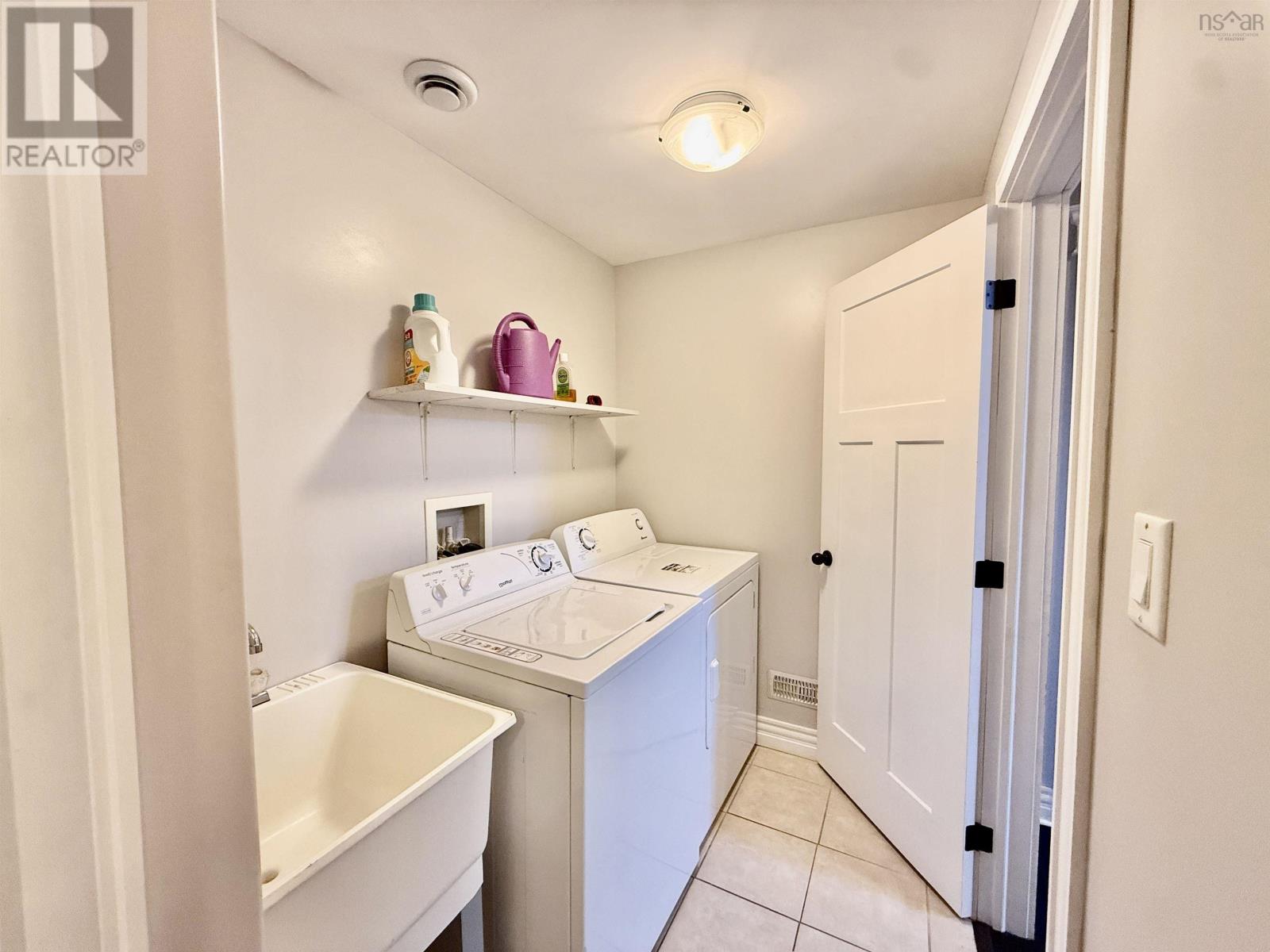 258 Heatherglen Drive photo 40
