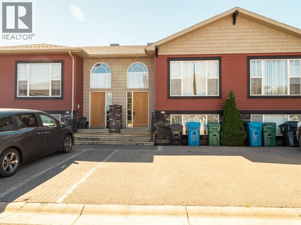 885 Mount Sundance Manor W, Lethbridge, Alberta  T1J 1X7 - Photo 1 - A2345971