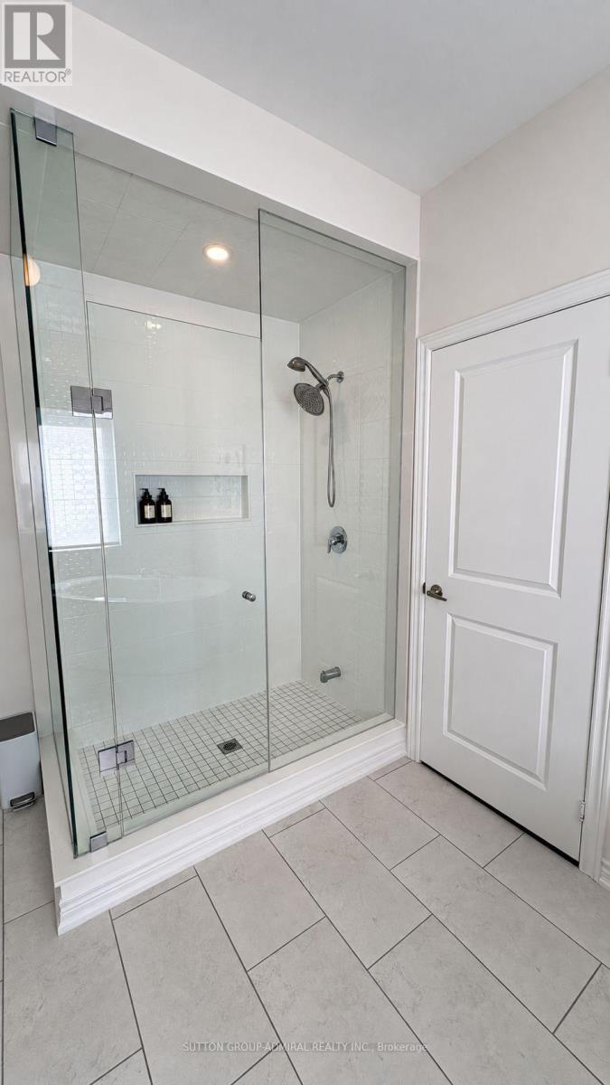 7 Priory Drive, Whitby, Ontario  L1P 0K9 - Photo 29 - E13817780