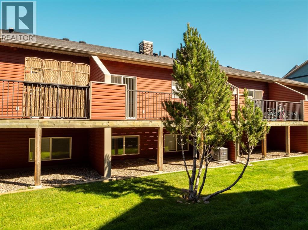 885 Mount Sundance Manor W, Lethbridge, Alberta  T1J 1X7 - Photo 34 - A2345971