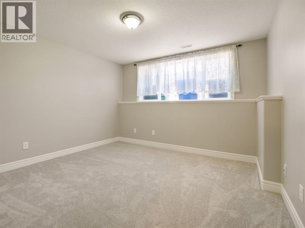 885 Mount Sundance Manor W, Lethbridge, Alberta  T1J 1X7 - Photo 20 - A2345971